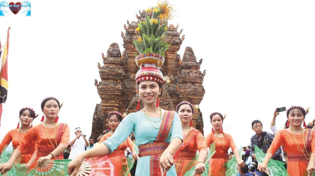 Giới thiệu Tết người Chăm – Nét đẹp linh thiêng của văn hóa bản địa
