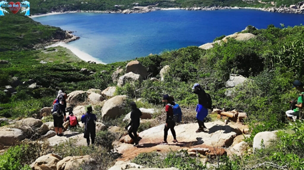 Trải nghiệm trekking tại vườn quốc gia núi chúa